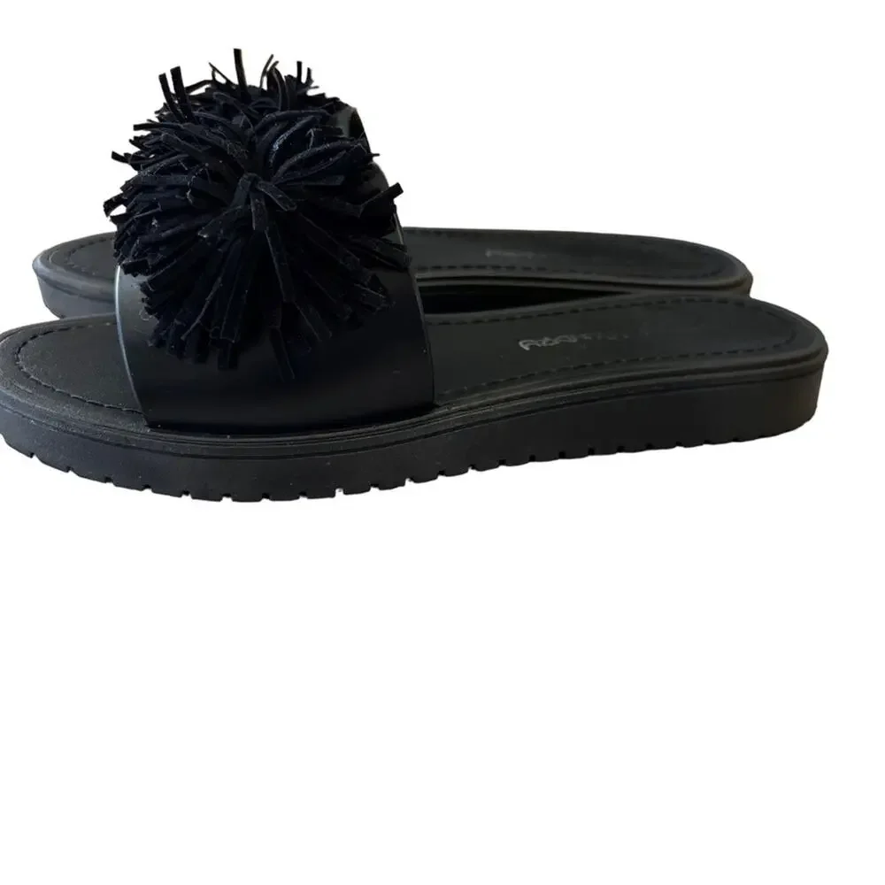 Dirty Laundry *MISMATCHED PAIR*Left 7 Right 8 Black Sandals slide on pompom top - Picture 5 of 16